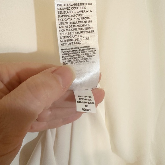 White House Black Market Ivory Long Sleeve Sheer V-Neck Tunic Size- S - Picture 15 of 15